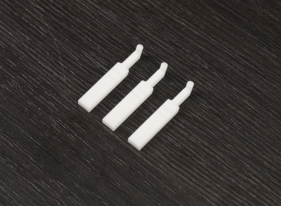 陶瓷结构件怎么选？从痛点出发看懂工业陶瓷结构件的选型与定制要点